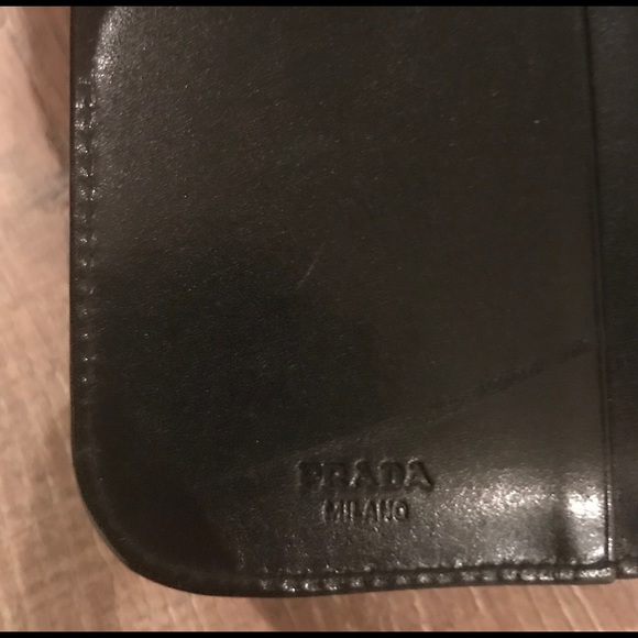 Leather Prada Wallet - Picture 6 of 7